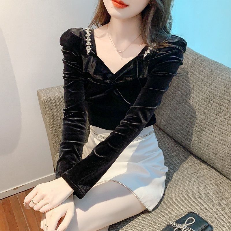 Slim Fit Velvet Women's Shirt  - đánh giá và giá Winter Clothing Trends 2025 Women'S
